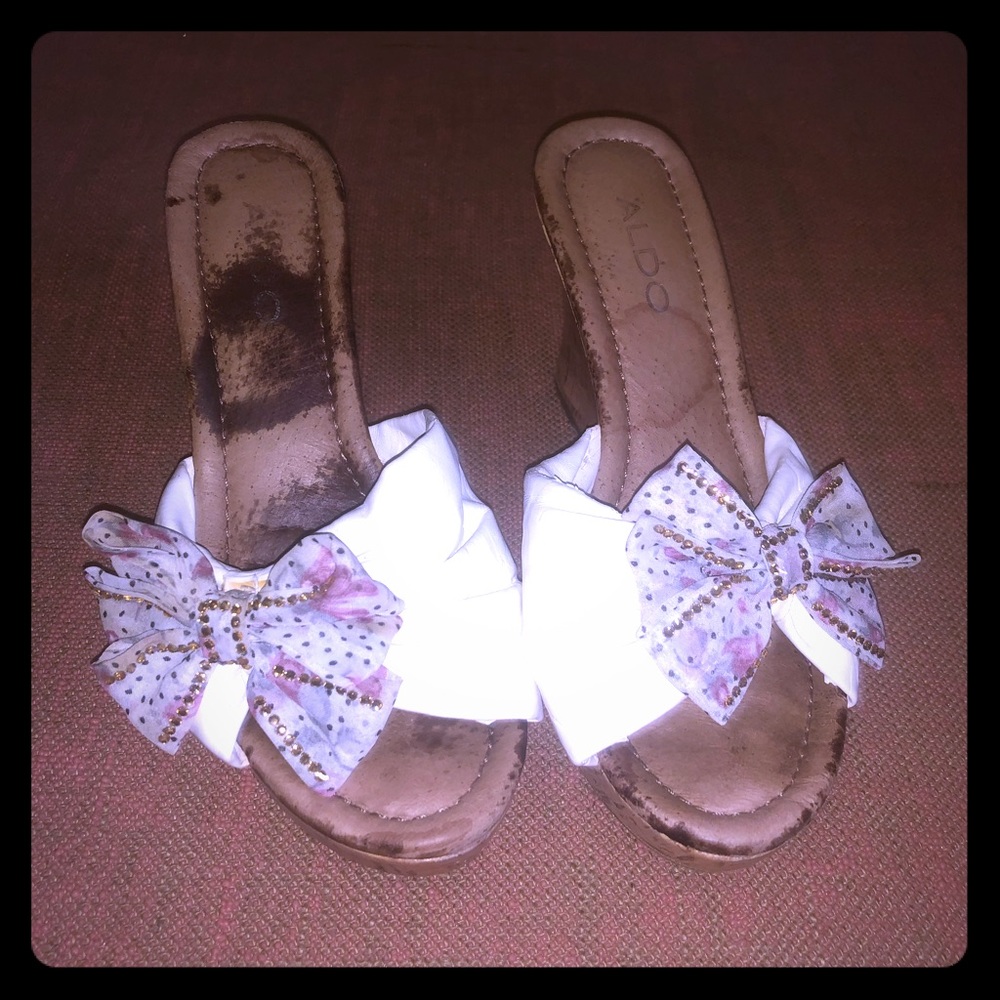 Also wedges